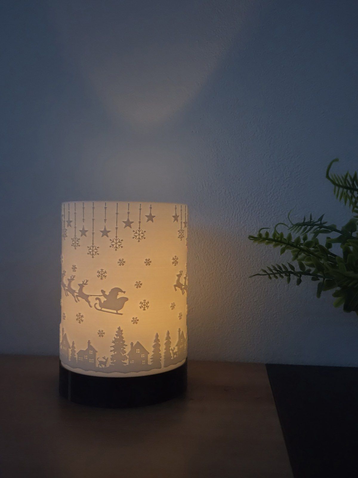 Beleuchtetes 3D-gedrucktes Winterdorf als Dekoration